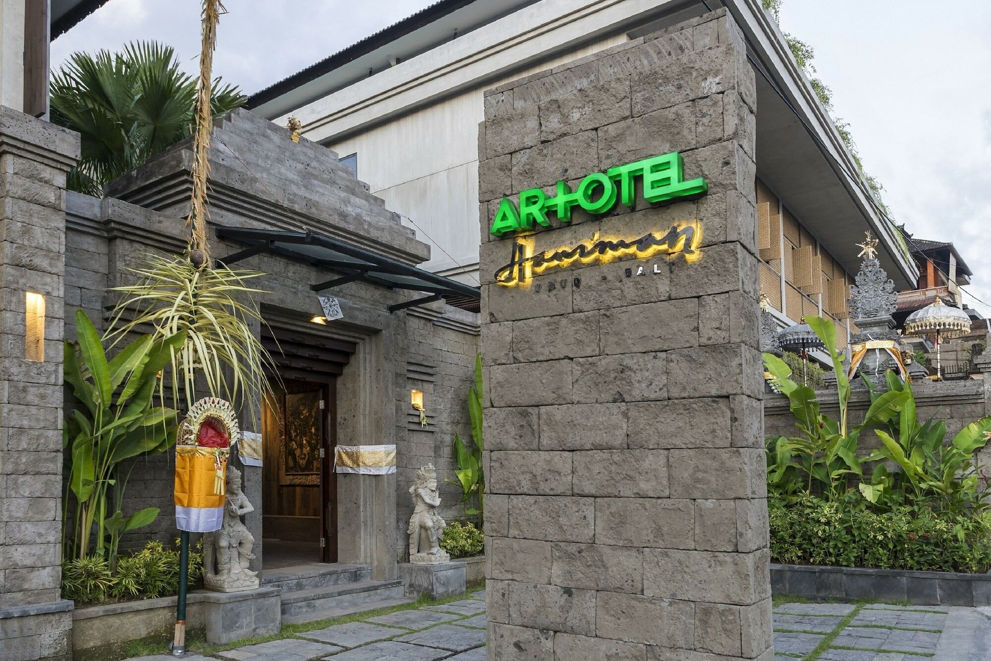 乌布阿托特尔汉尼曼酒店 外观 照片